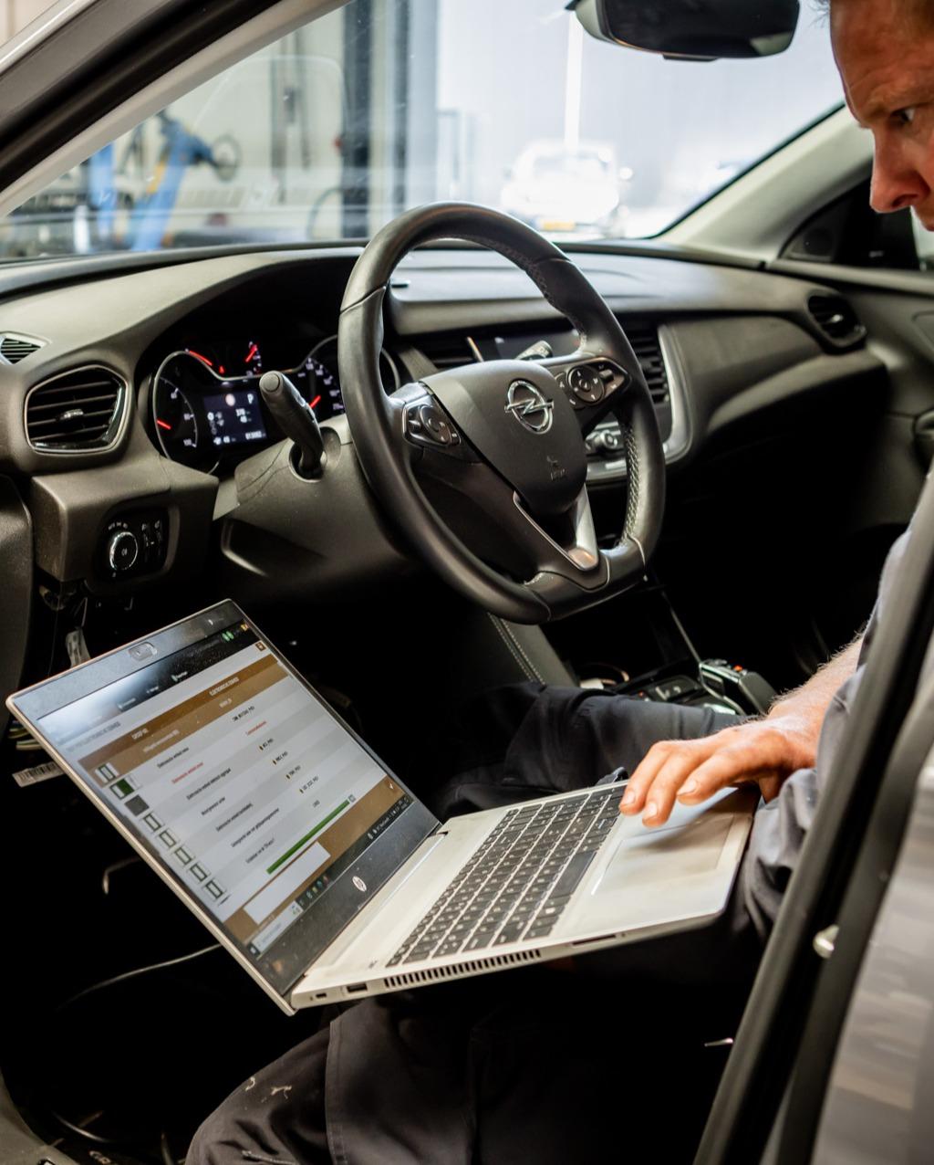 Kort leven Inspiratie Conflict Storing aan uw auto uitlezen in Hardenberg? juurlink.nl