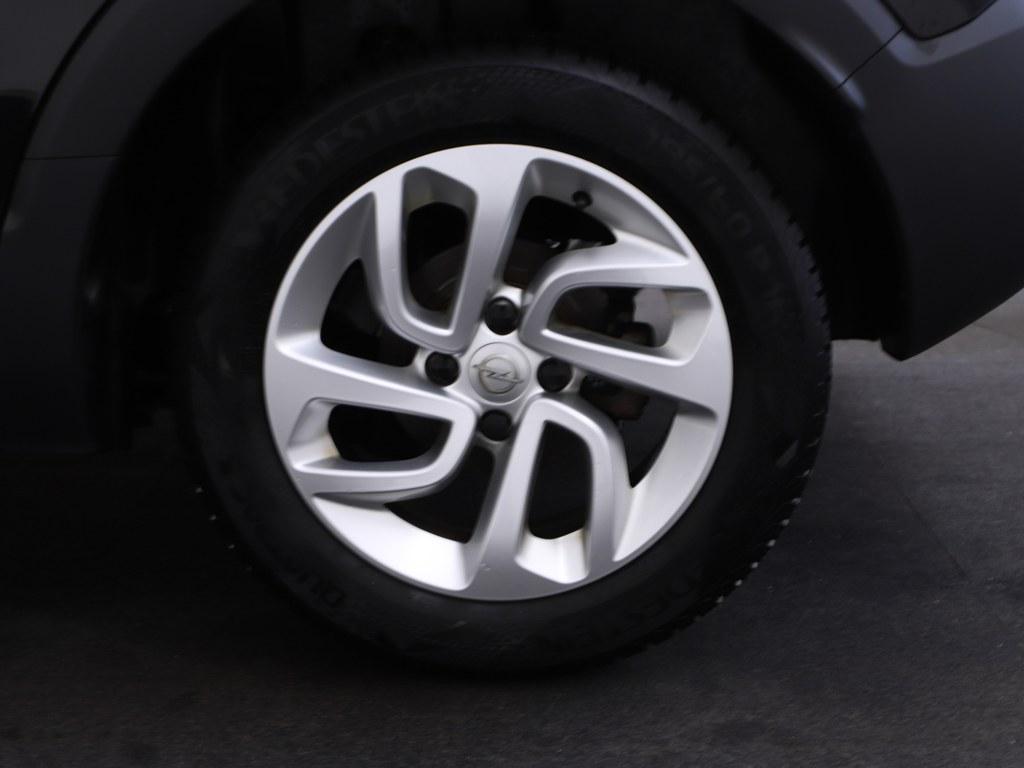 52466291-3.jpg