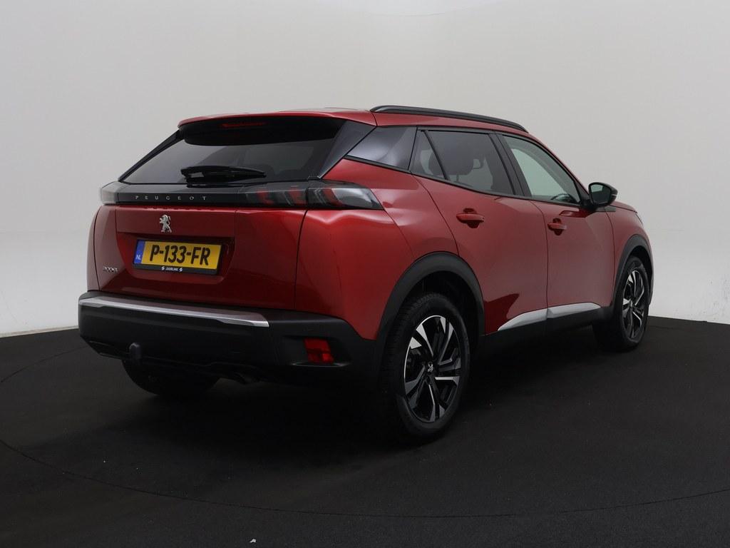 52556625-2.jpg