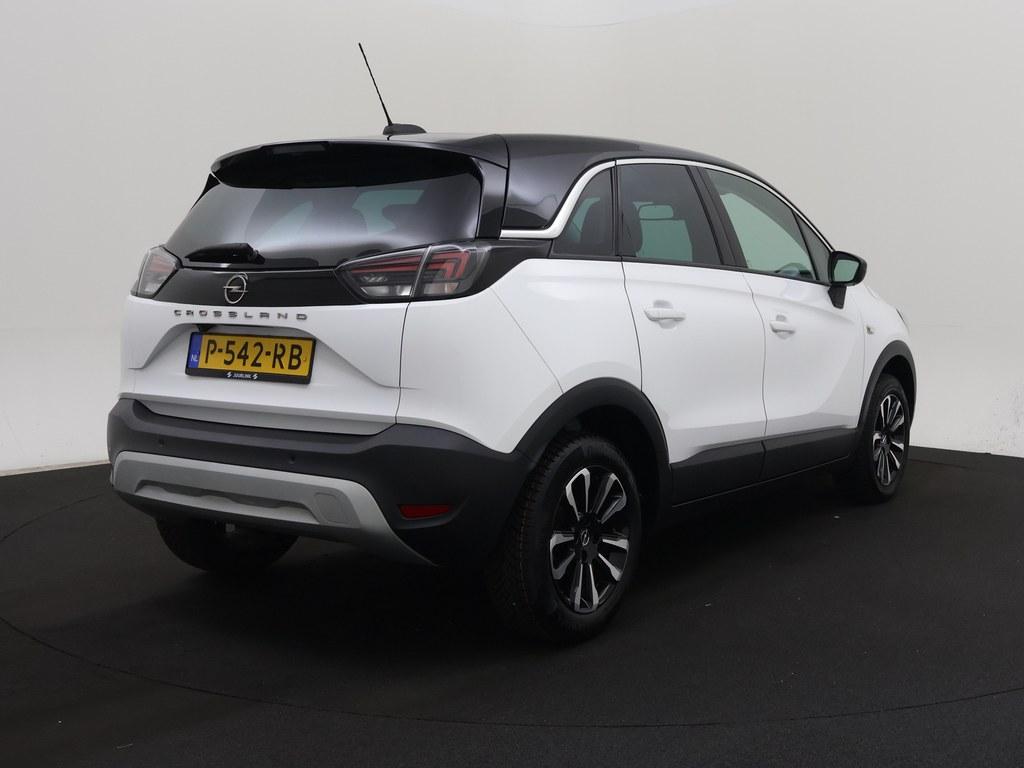 52869492-2.jpg