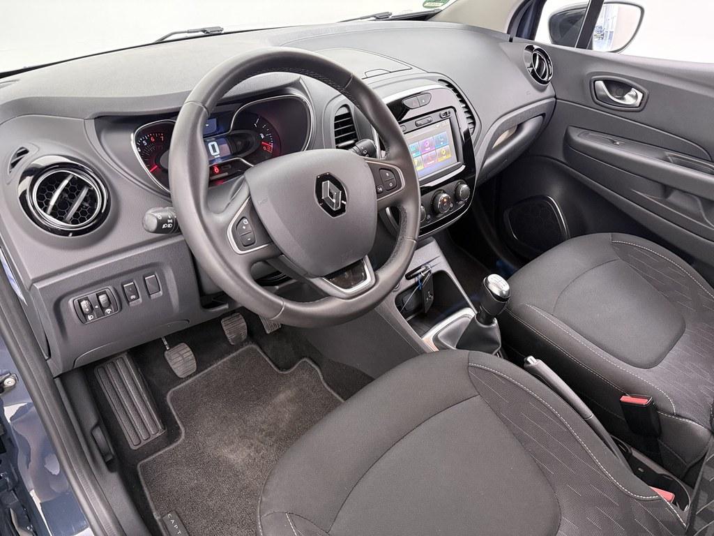 53385925-2.jpg
