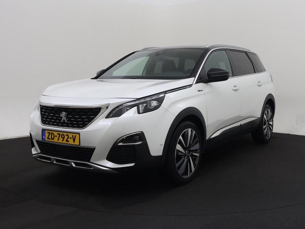 55441493-1.jpg