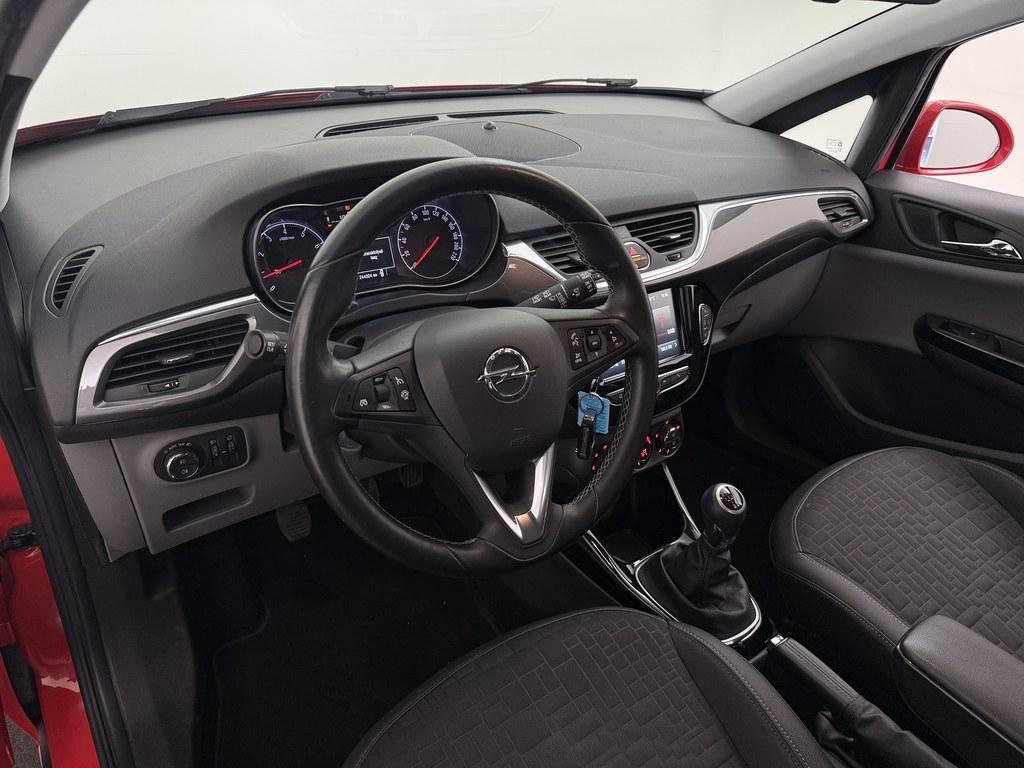 55880455-2.jpg