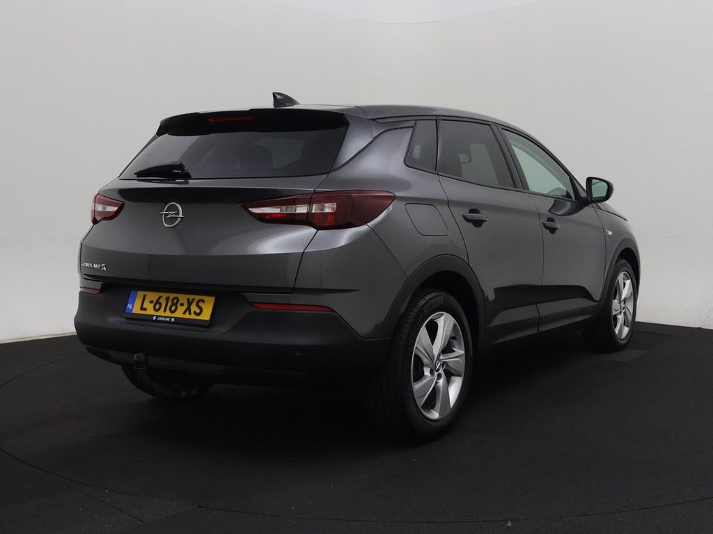 55923774-1.jpg