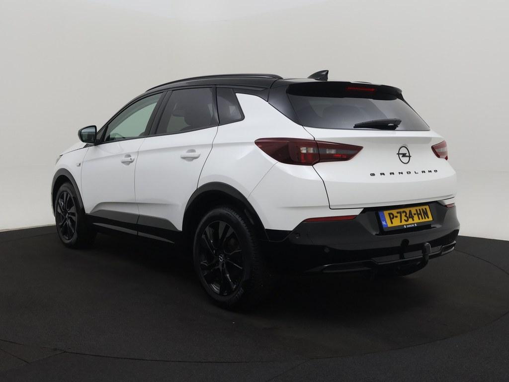 56398603-1.jpg