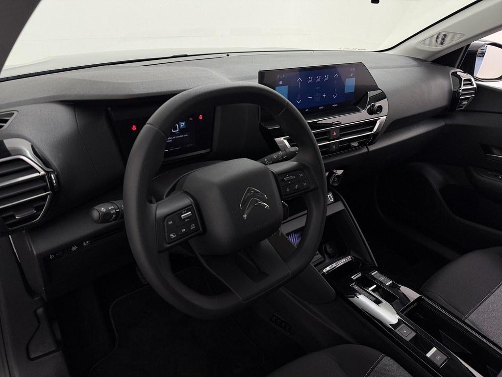 56855174-3.jpg