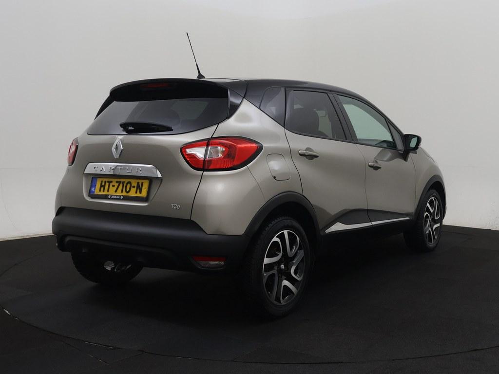 57120493-1.jpg