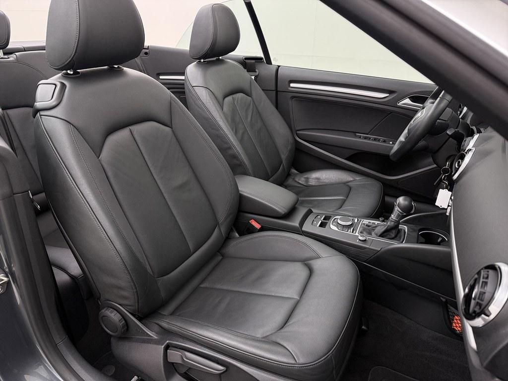 57293652-3.jpg